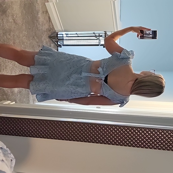 Jessica Simpson dress - Picture 2 of 9